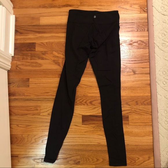 LULULEMON black leggings - Picture 2 of 3